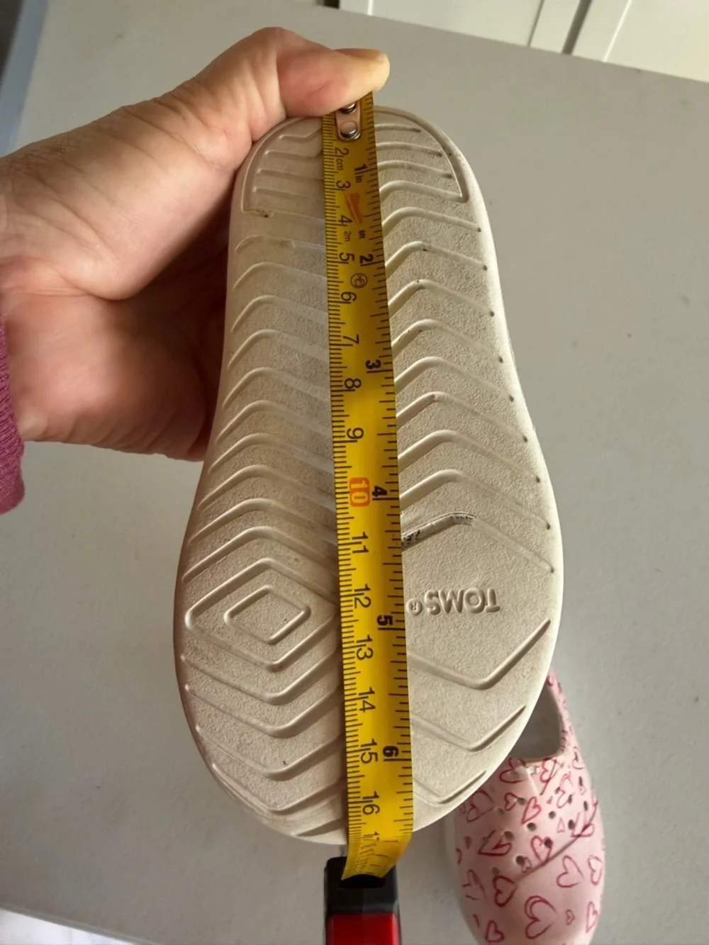 Toms Pink Heart Print Slip-Ons for Kids